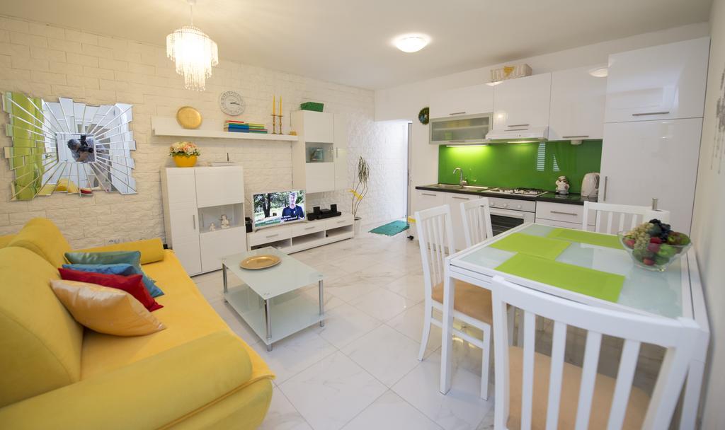 Apartment Dea Split Eksteriør bilde